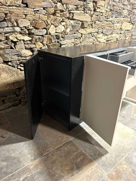 Aparador sala madeira maciça preto e branco 230x50cm