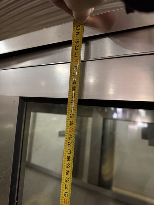 Vitrina expositora aluminio