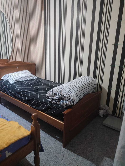 Aluga quarto em merces