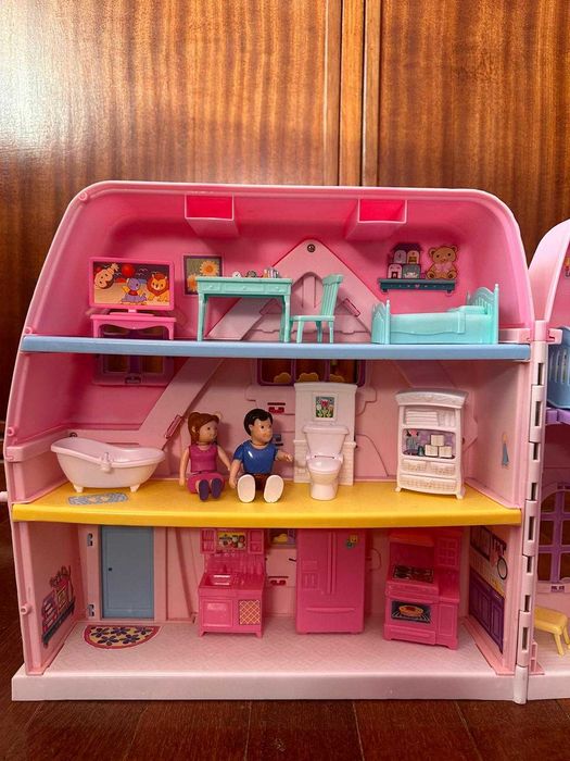 Lolly - Casa de bonecas com 20 acessórios