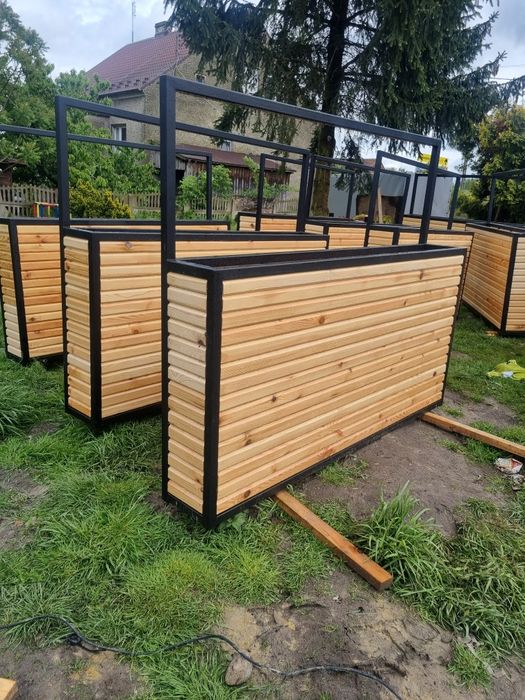 Donice drewniane solidne