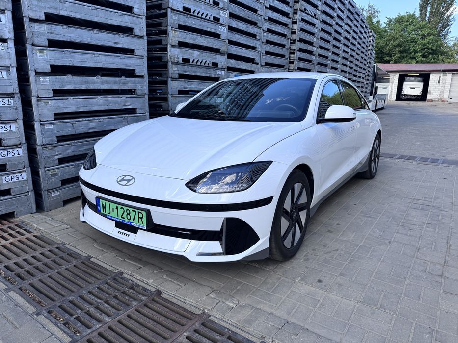 Hyundai Ioniq 6 2023 wersja Techniq 77,4 kWh  229KM,