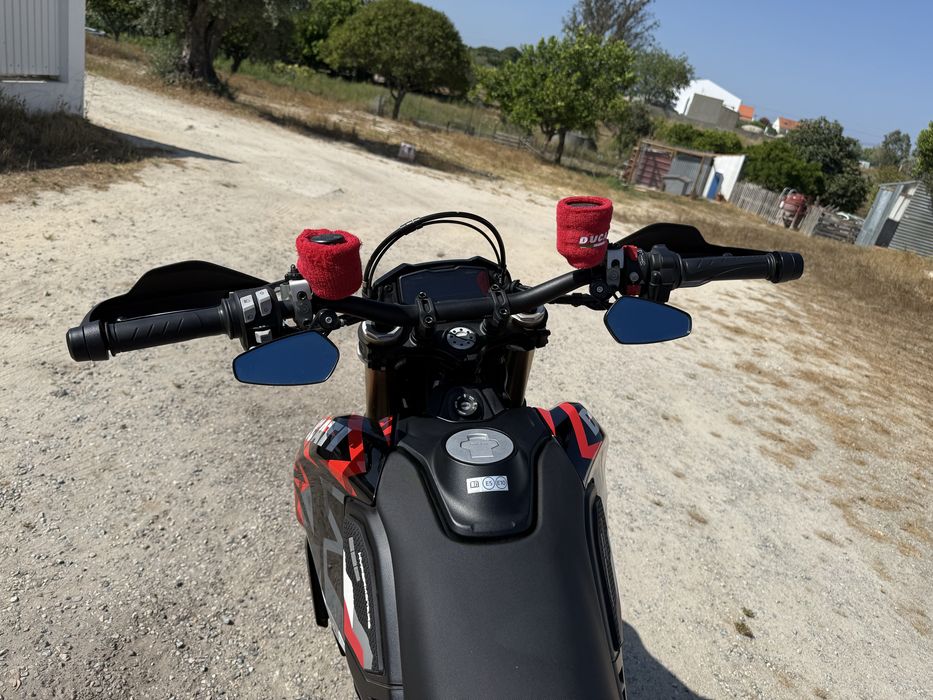 Ducati Hypermortard 698 RVE