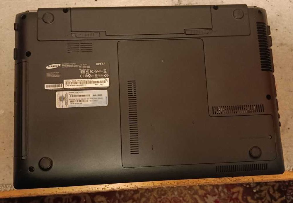 Laptop Samsung RV511