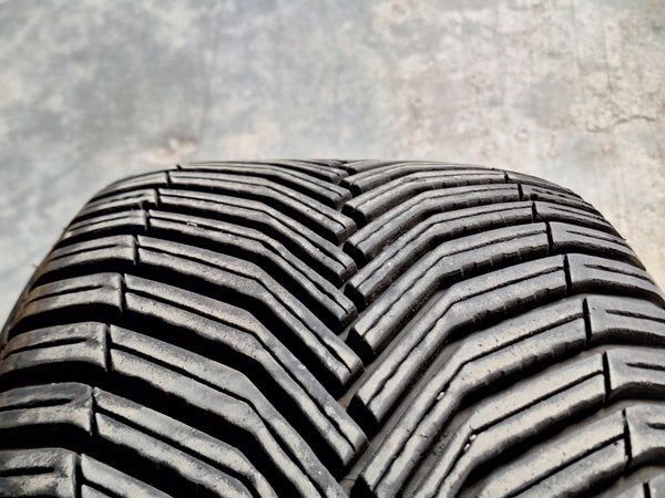 2 Pneus Michelin Cross Climate 2 SUV  245/50 R19
