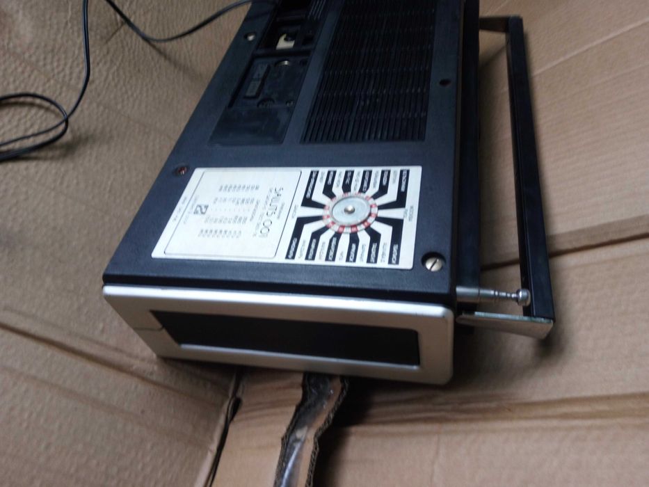 Радиоприёмник Saluts-001 / Салют-001 СССР рабочий