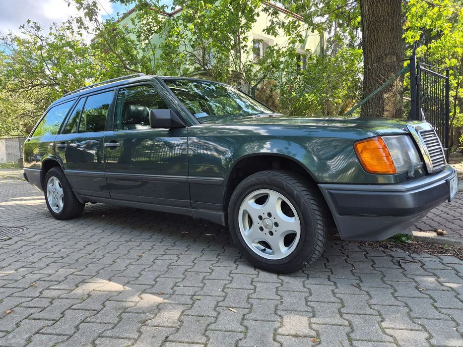 Mercedes-Benz W124