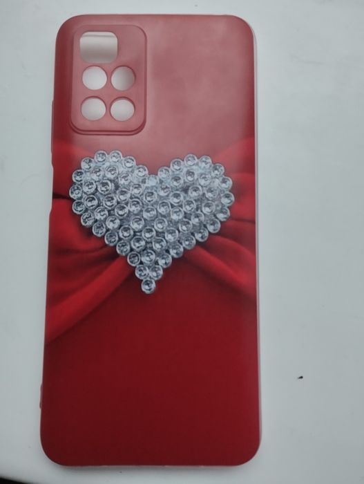 Чехол на телефон