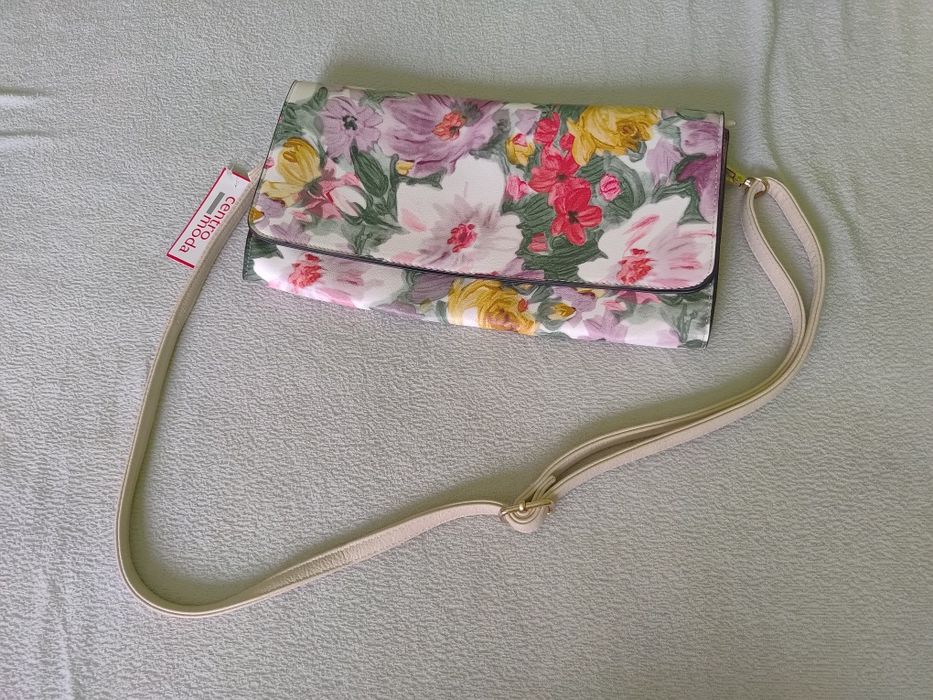 Torebka "Centro Moda" – kwiatowy styl na każdą okazję