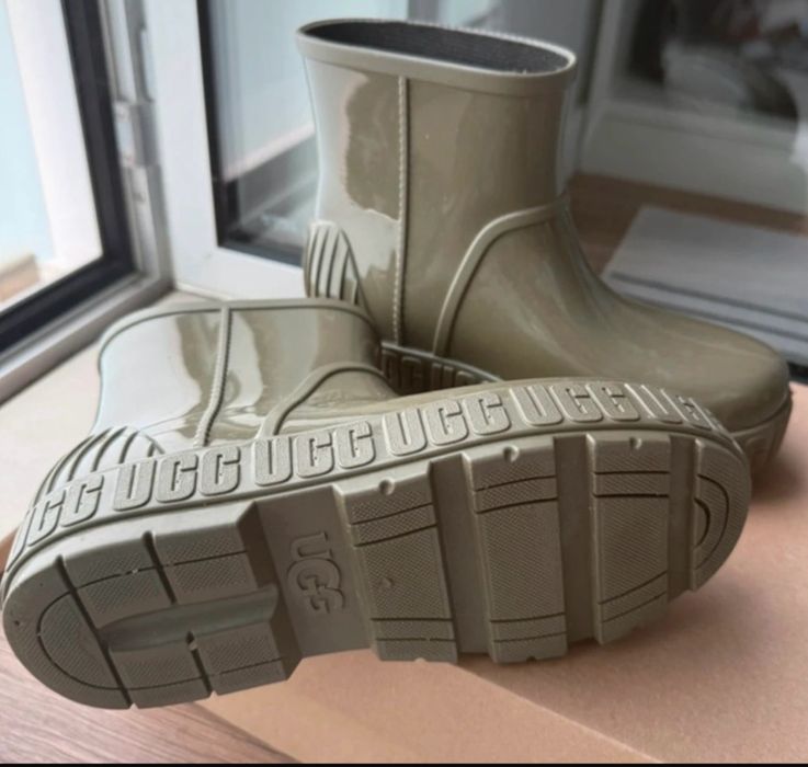 Galocha marca Uggs