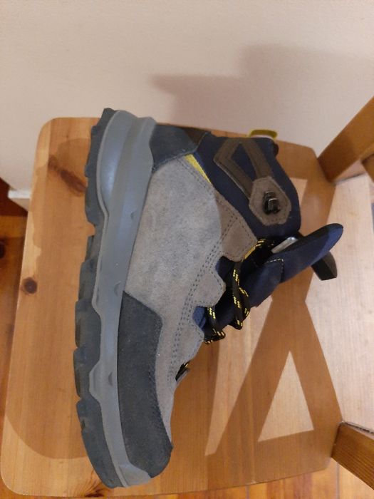 Botas Montanhas /Caminhanada Quechua  menino 35