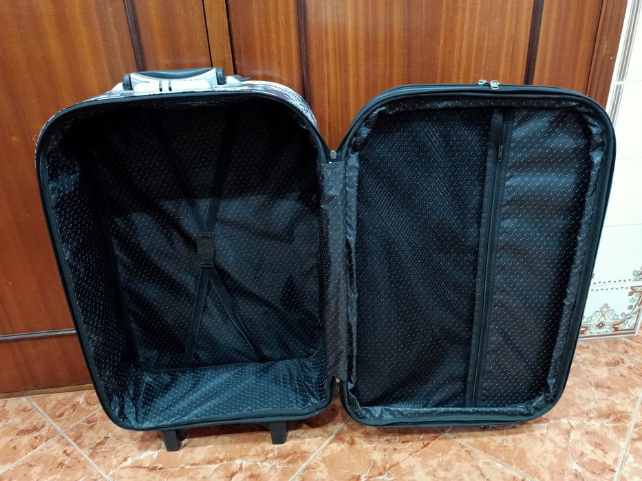 Mala malas de porão até 23 kg viagem casa quarto apartamento carro.
