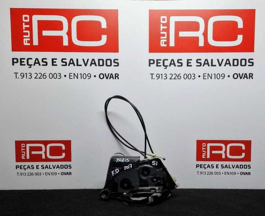 Fechadura / Fecho Porta Frente Direito U31-11130 - TOYOTA YARIS