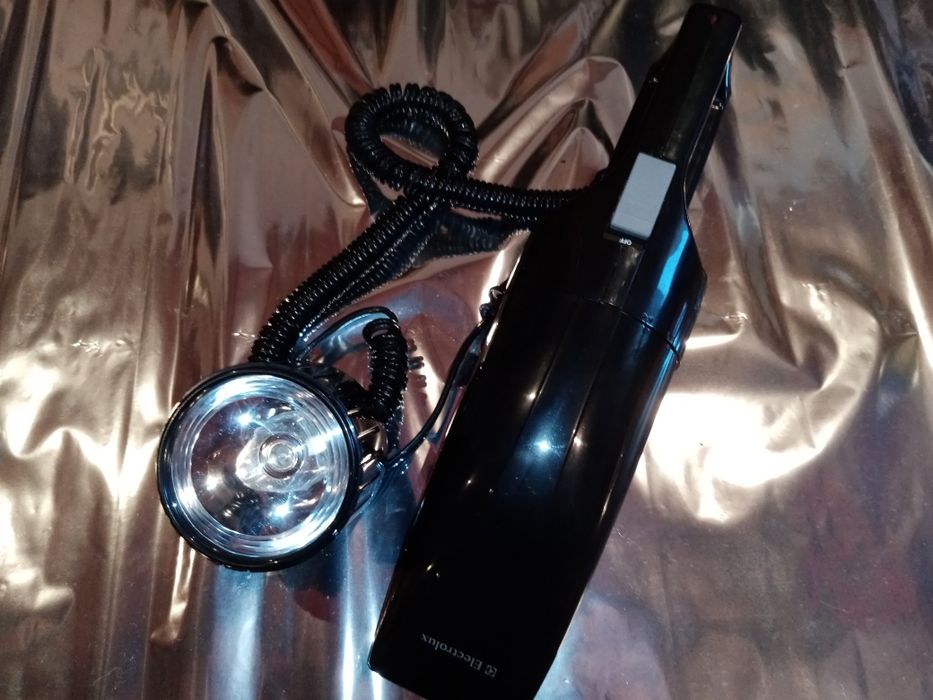 Aspirador Auto com Lanterna