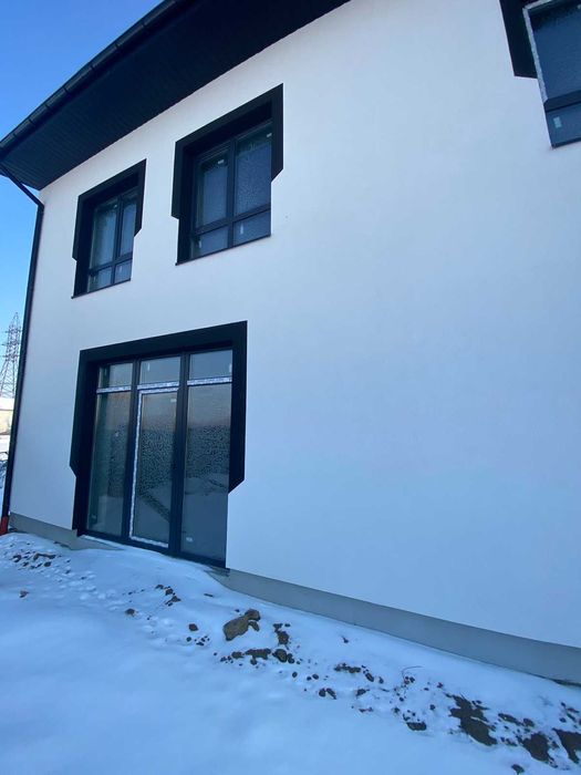 терміновий продаж таунахауса в крихівцях