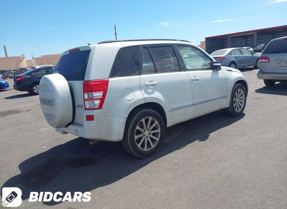 SUZUKI GRAND VITARA 2013 2.4 Części