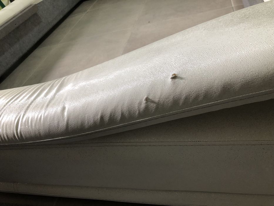 Cama com Led estofada