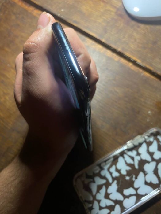 Продам iPhone XS (срочно) !!