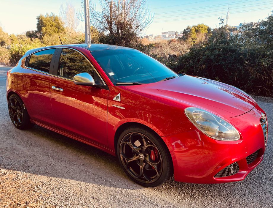 Alfa Romeo Giulietta QV 1750 TBi apenas 67000km (Quadrifoglio Verde)