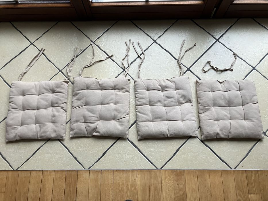 Poduszki na krzesła - 4 szt. komplet