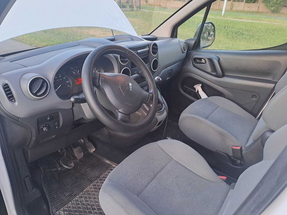 Peugeot partner 2011 1.6hdi