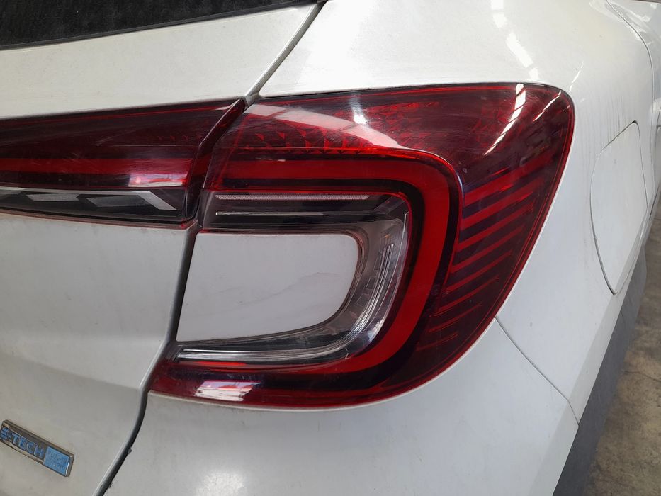 Farolim direito RENAULT Captur II