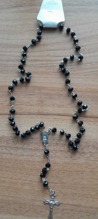 Четки, чотки, чітки дерев'яні та з камінцями