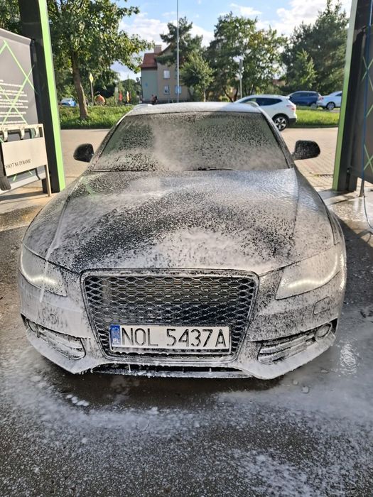 Audi A4 Avant Audi A4 B8 2.0 TDI 170 KM | 2009 | Czarna Kombi | 2 komplety alufelg