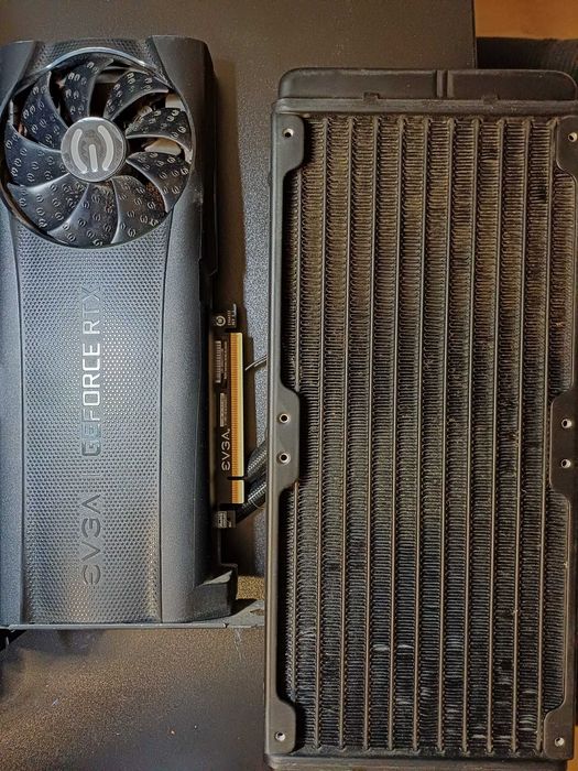 EVGA GeForce RTX 3080 XC3 Ultra Hybrid Gaming 10 GB