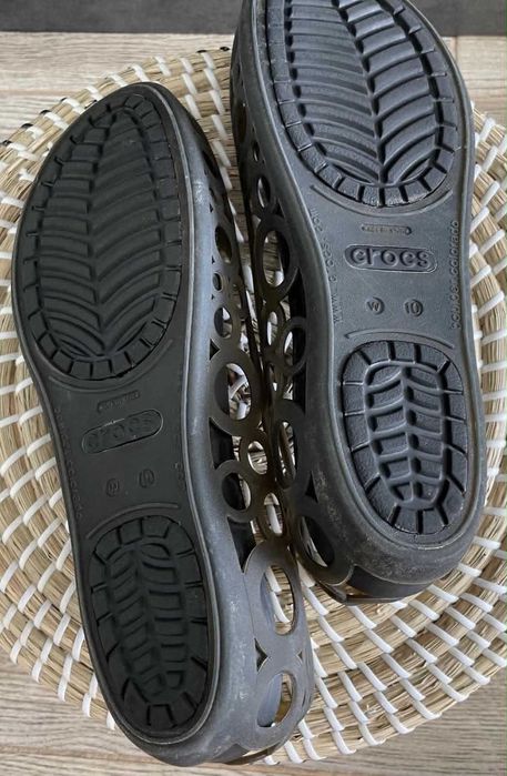 Crocs baleriny Adrina Flat Women Black W10 41/42