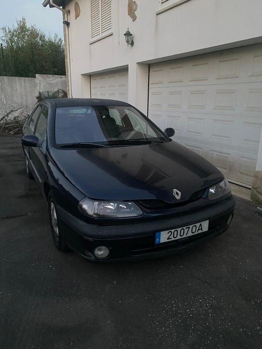 Renault Laguna 1.9 foto 3