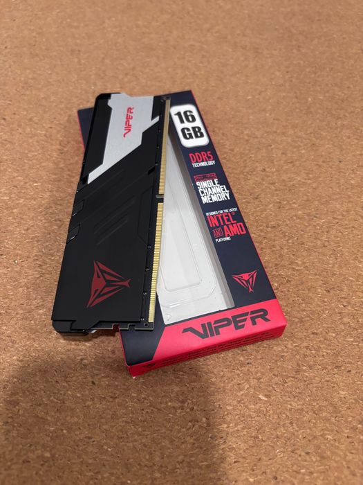Memória RAM DDR5 16 GB
