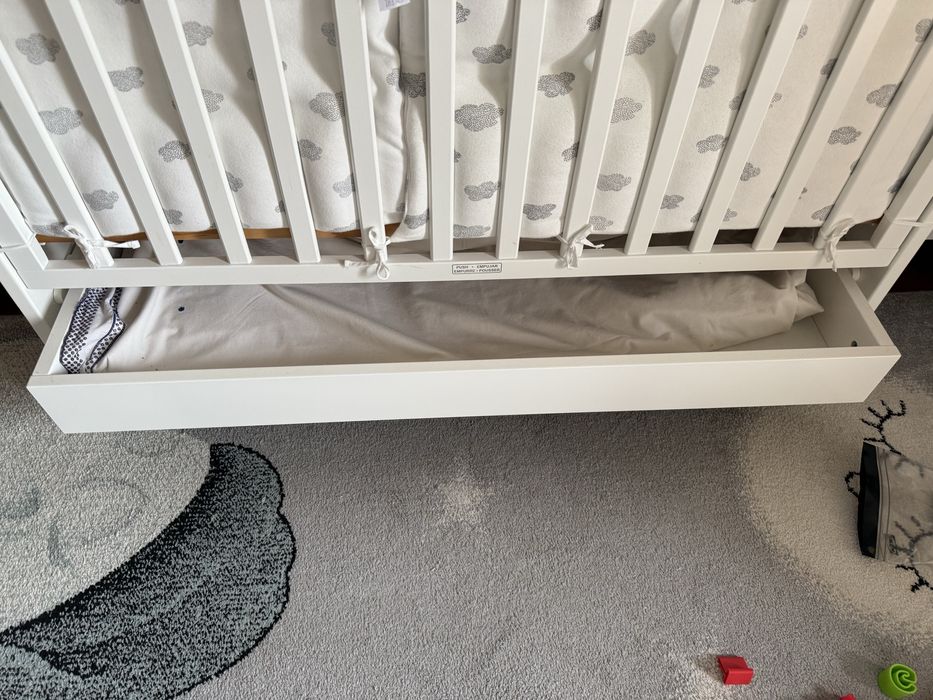 Berço Trama com gaveta e lateral rebatível