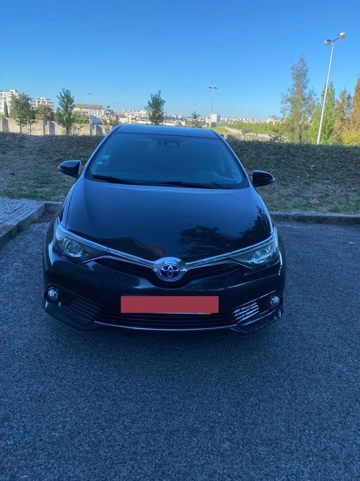 Toyota Auris 1.8 HSD Comfort+P.Sport