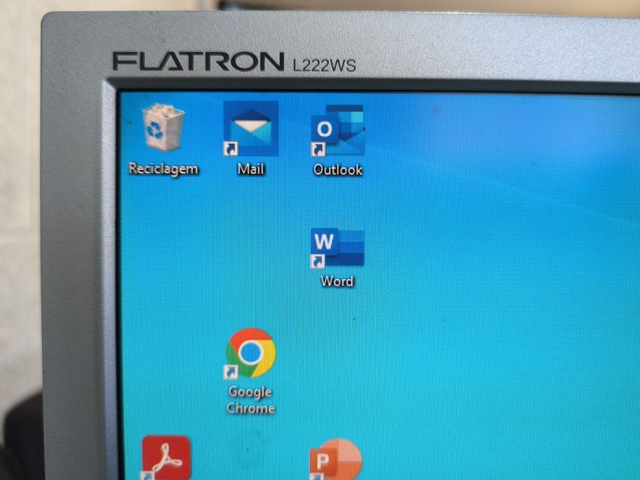 Monitor LG de 22 Polegadas