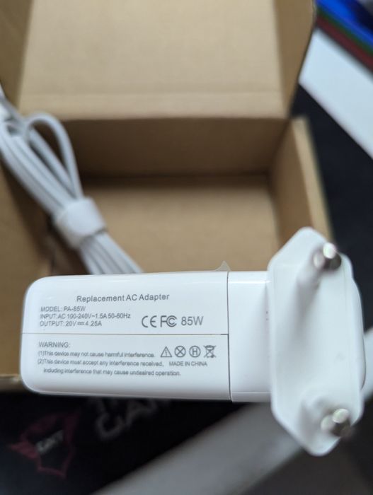 Блок живлення до ноутбука