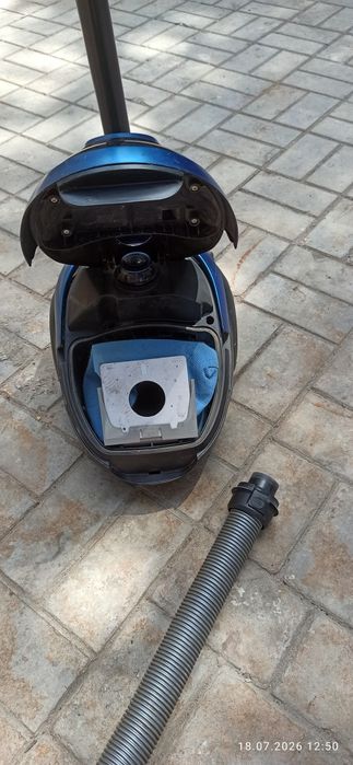 Продам пылесос Samsung 2000w.