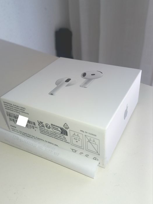 Apple AirPods 4 (Actv. Noise Cancellation) como novos, com garantia