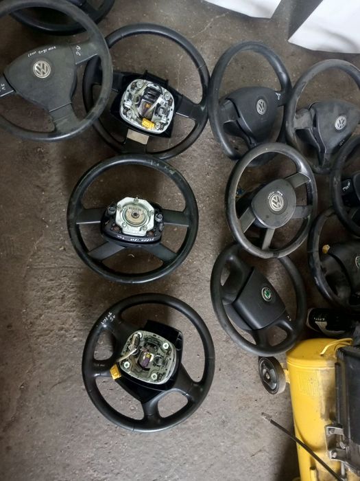 Розбірка подушка безпеки водія в руль.шкода А 5. Гольф 5.туран