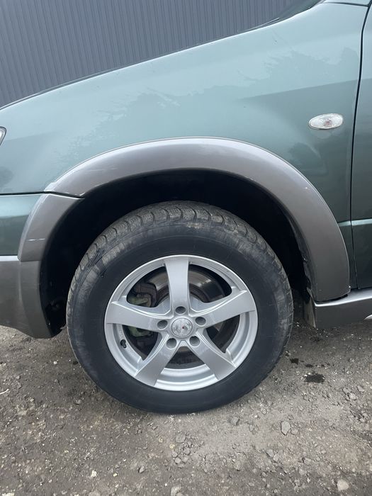 Аутдендер 2007р. 2.4 бензин автомат. 4х4. Тимчасовий облік 4199$