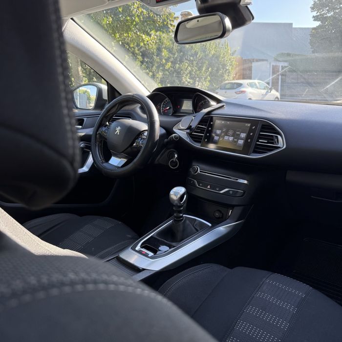 Peugeot 308 1.6 HDi **DESDE 129€ MêS**