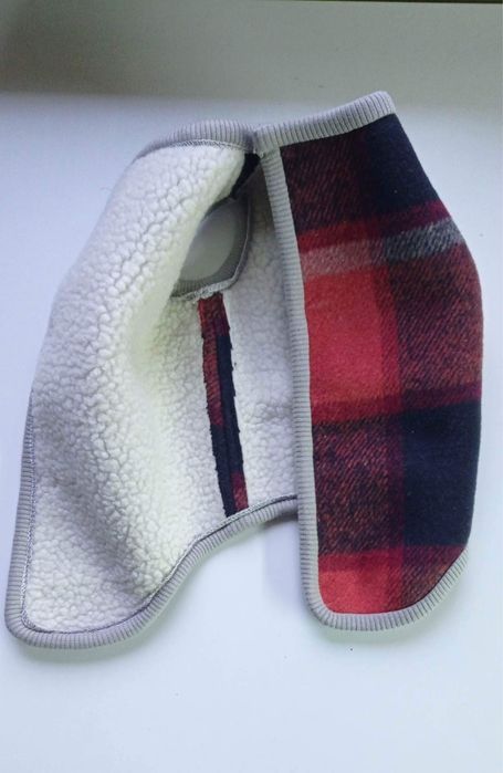 Одежда (жилетка шерстяная) для собачки или кошечки