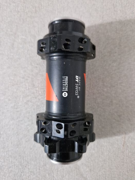 Cubo 240 frente Btt  DT Swiss