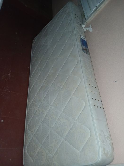 Colchão corpo e meio venda rápida