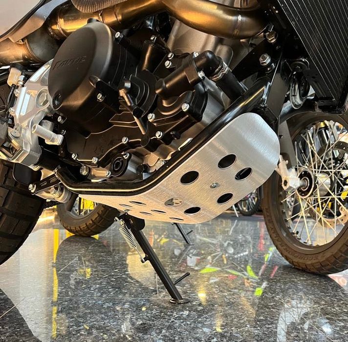 Fantic Caballero 500 Scrambler Deluxe theme. Approx 6800km. Many upgrades!