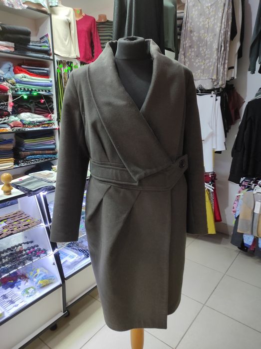 Кашемірове пальто 46 розмір