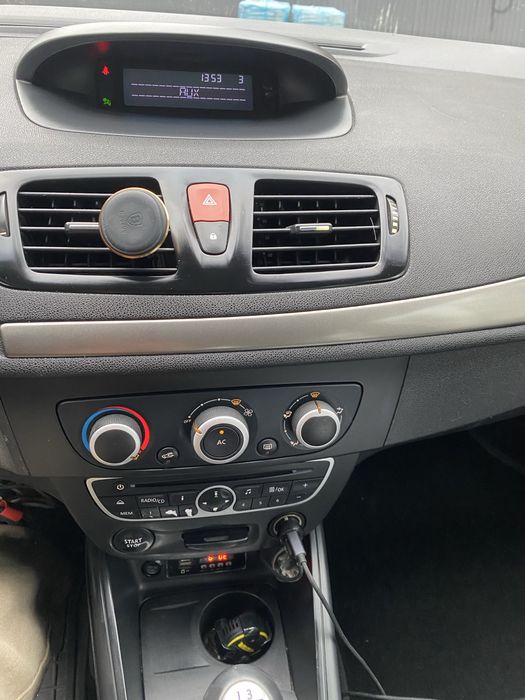 Renault Megan 2011 дизель 1.5 к9к 110кс