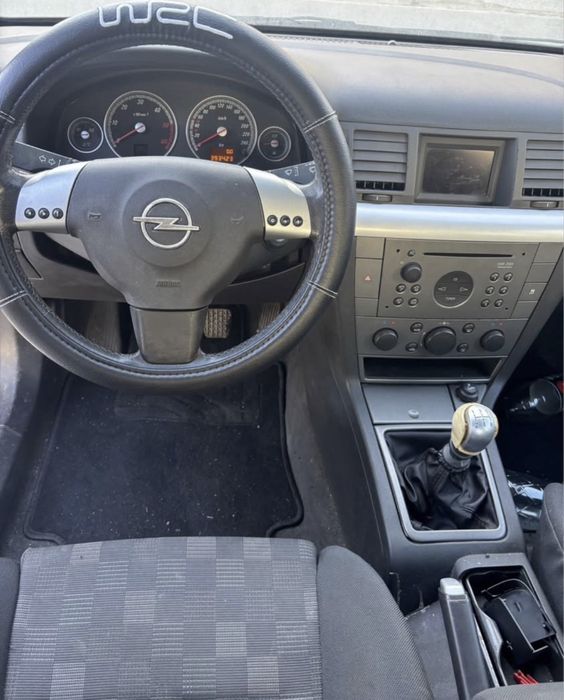 Opel Vectra — fotografia 3