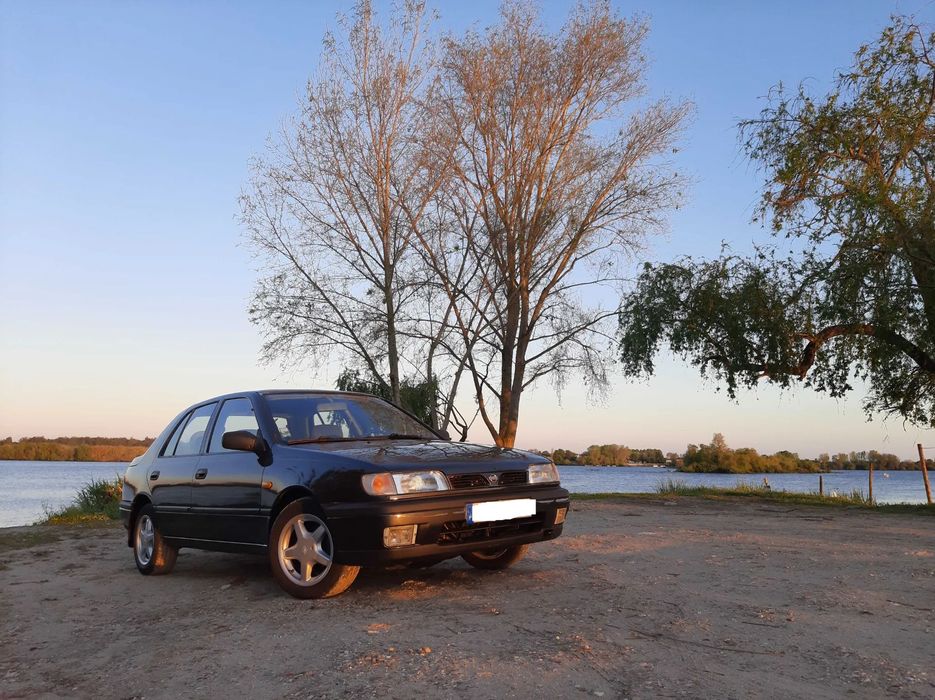 Nissan Sunny Hatchback 1.4 SLX