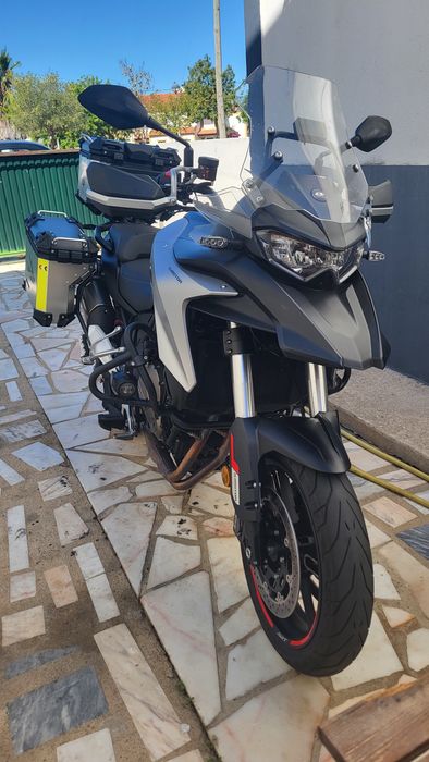 QJ Motor 700 On Road